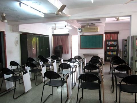 The lecture room, seated for a class